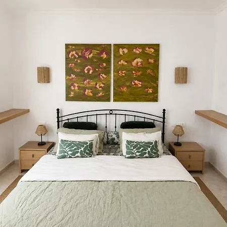 Art Villa *